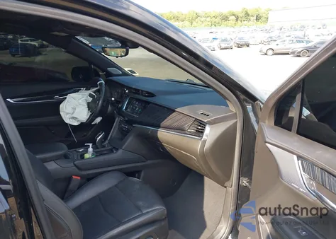 2023 Cadillac Xt6 Awd Premium Luxury z USA, uszkodzony, nr VIN 1GYKPDRS6PZ135869